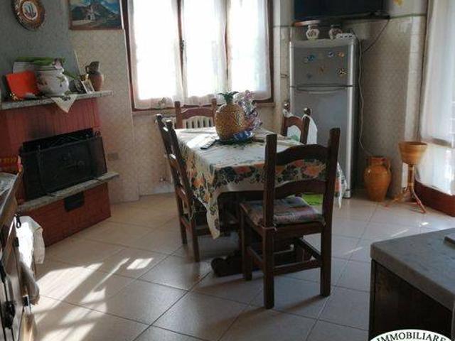 Villa in vendita a Fosdinovo MS