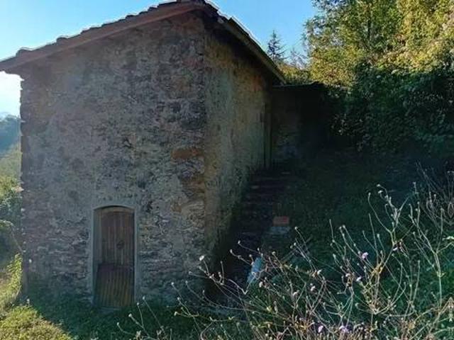Villa in vendita a Fosdinovo MS