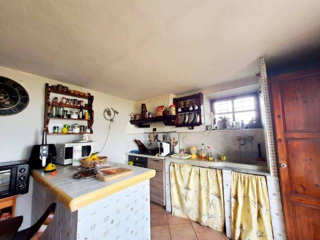 Villa in vendita a Fosdinovo MS