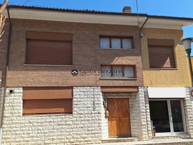 Appartamento in vendita a Fossombrone PU