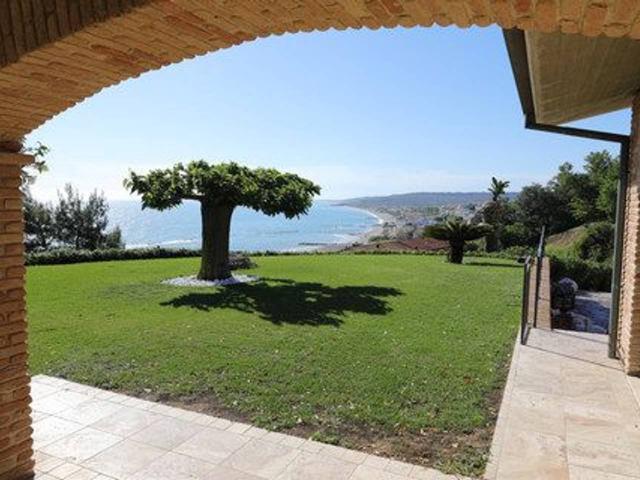 Villa in vendita a Fossacesia