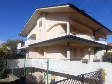 Villa in vendita a Fossacesia CH