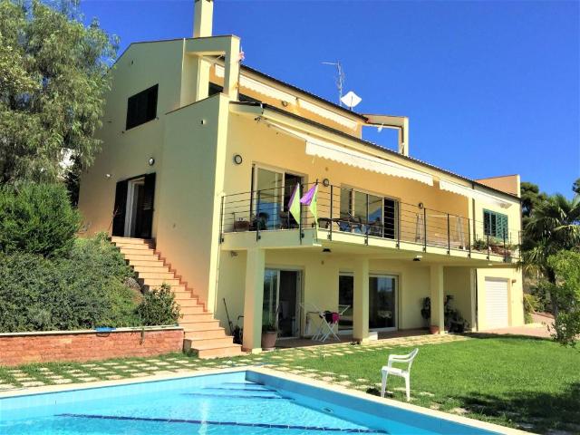 Villa in vendita a Fossacesia CH