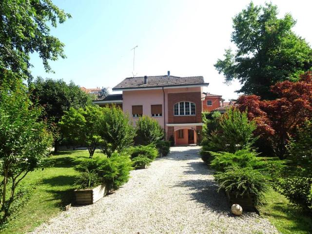 Villa in vendita a Fossano CN