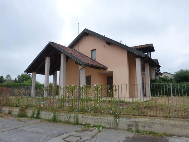 Villa in vendita a Fossano CN