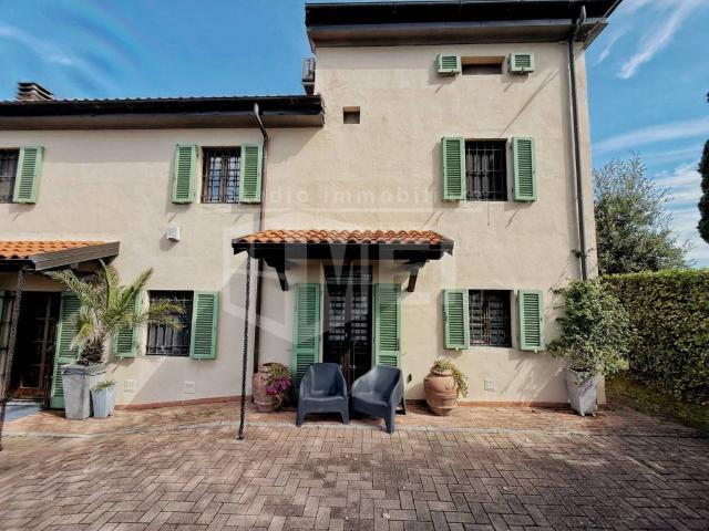 Villa in vendita a Fauglia PI