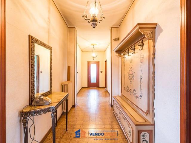Villa in vendita a Faule CN