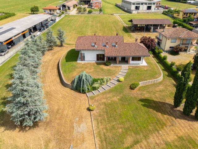 Villa in vendita a Favria TO