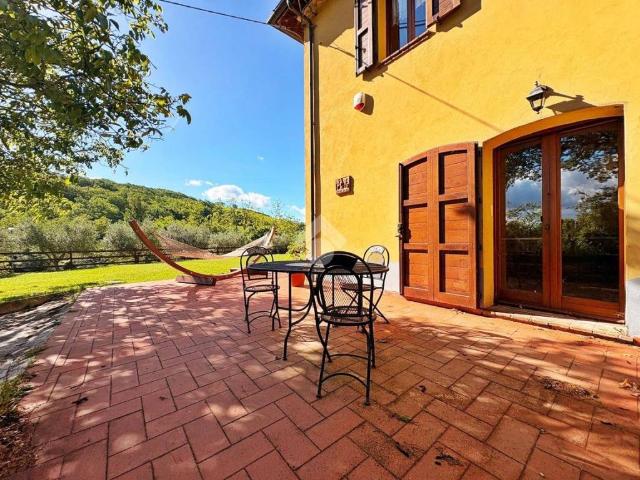 Villa in vendita a Fabriano AN
