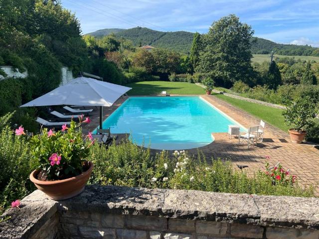 Villa in vendita a Fabriano AN