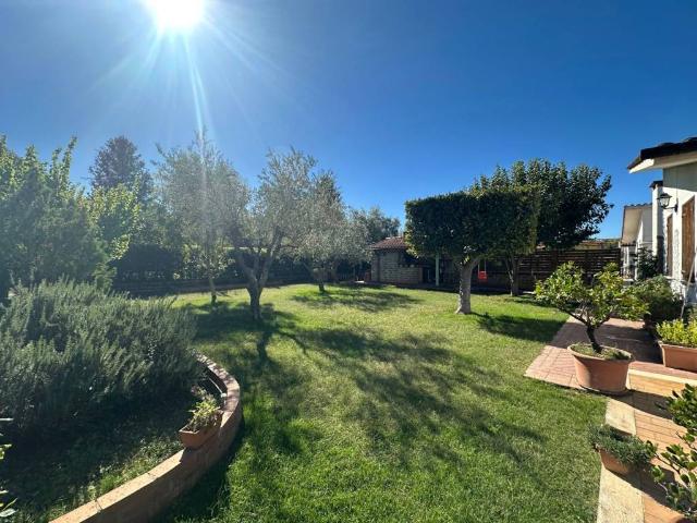 Villa in vendita a Fabrica di Roma VT
