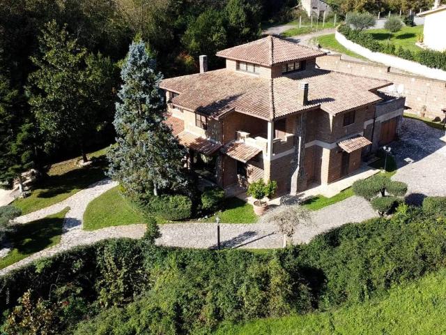 Villa in vendita a Fabrica di Roma VT