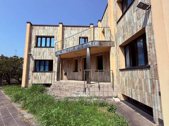 Villa in vendita a Faenza RA