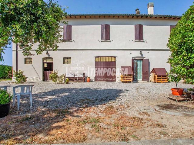Villa in vendita a Faenza