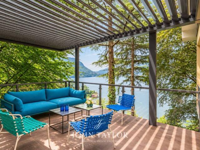 Villa in vendita a Faggeto Lario CO