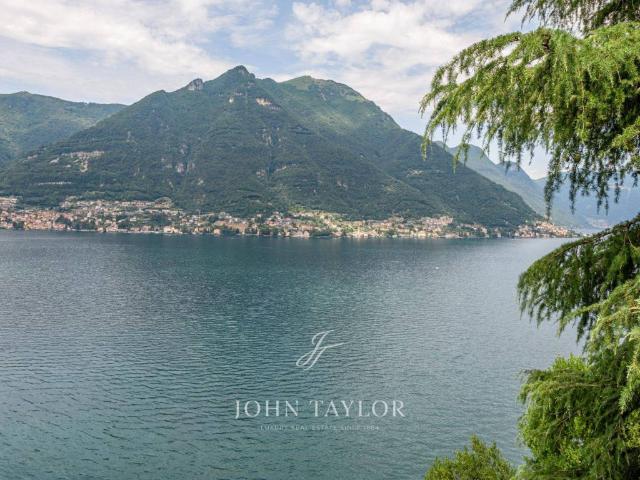 Villa in vendita a Faggeto Lario CO