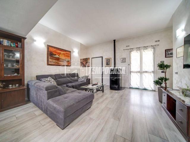 Villa in vendita a Fagnano Olona VA