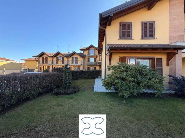 Villa in vendita a Fagnano Olona VA
