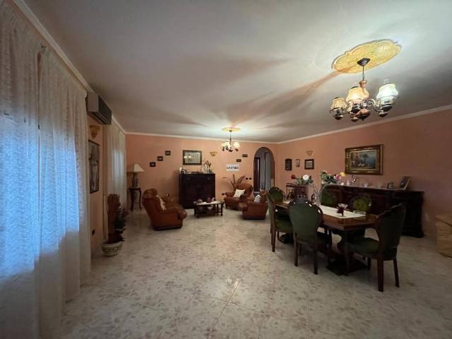 Villa in vendita a Faicchio BN