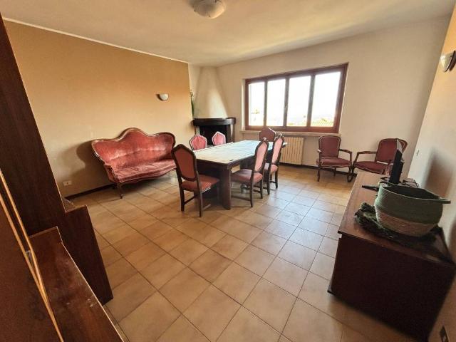 Villa in vendita a Falconara Marittima AN