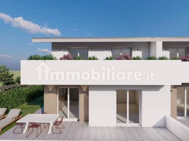 Villa in vendita a Faloppio CO
