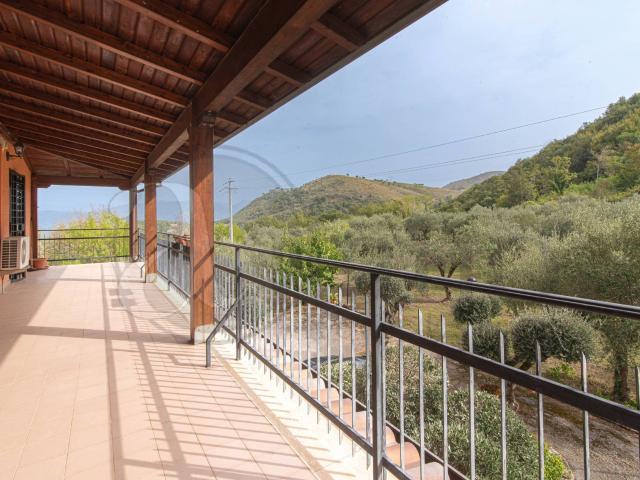 Villa in vendita a Falvaterra
