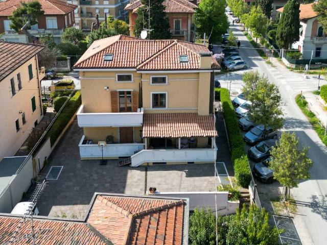 Villa in vendita a Fano PU