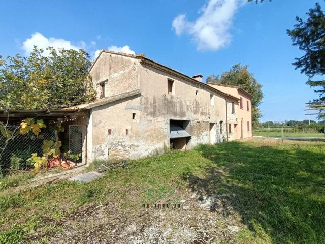 Villa in vendita a Fano PU
