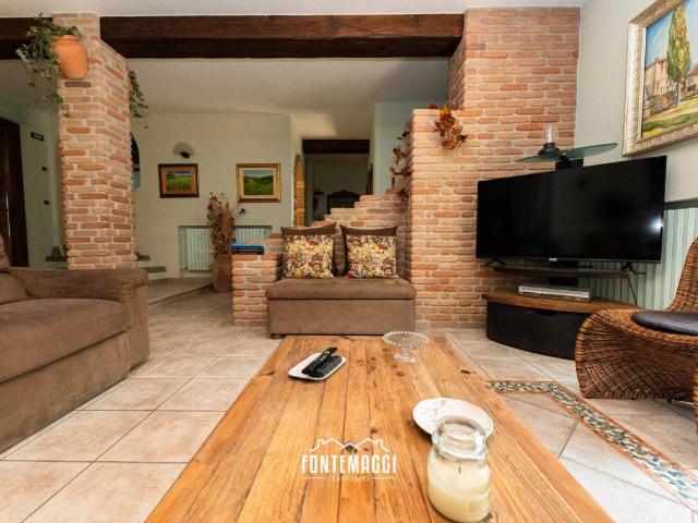 Villa in vendita a Fano PU