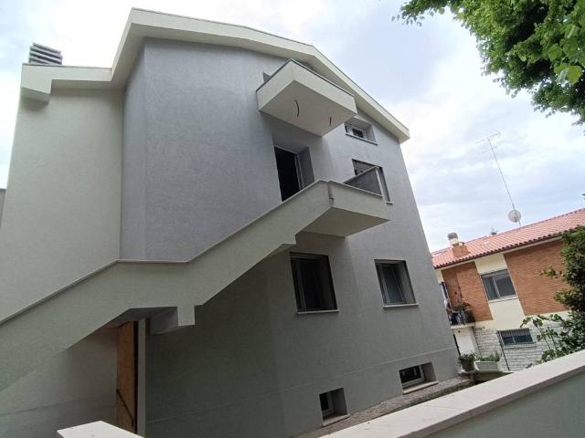 Villa in vendita a Fano PU