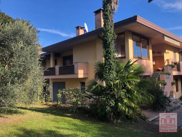 Villa in vendita a Fanna PN
