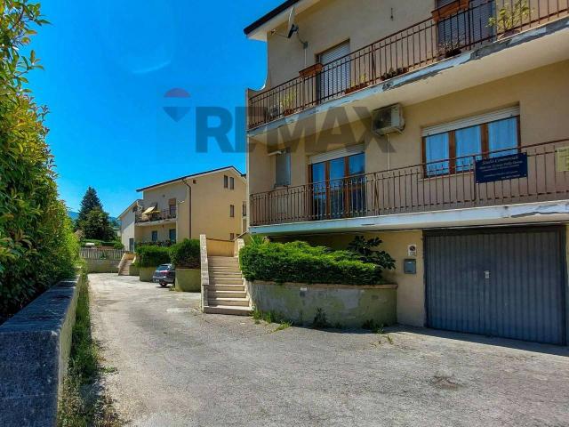 Villa in vendita a Fara Filiorum Petri