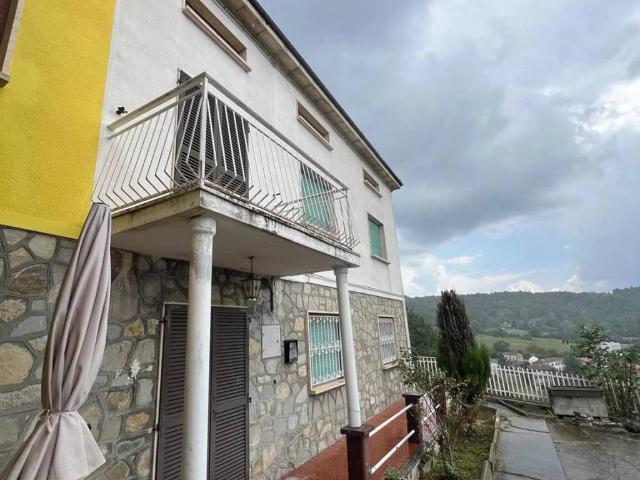 Villa in vendita a Farini PC