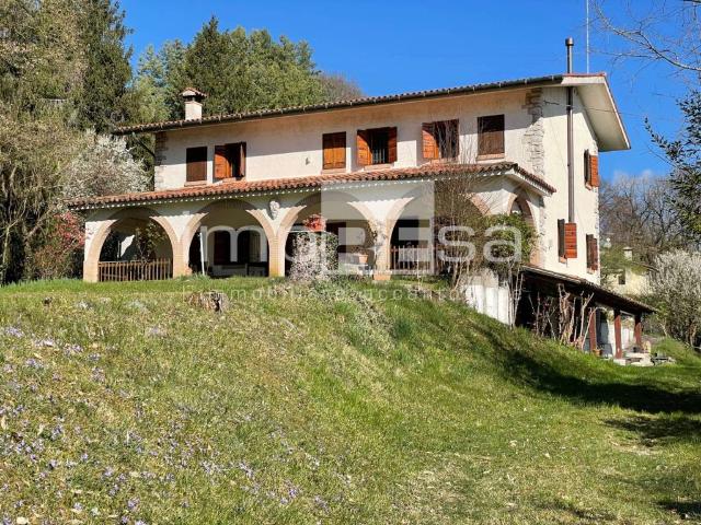 Villa in vendita a Farra di Soligo TV