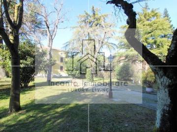 Villa in vendita a Felino PR
