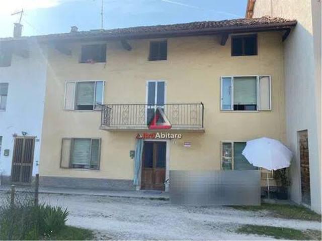 Villa in vendita a Feltre BL