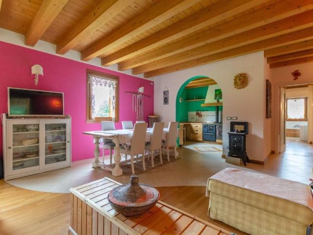 Villa in vendita a Feltre BL