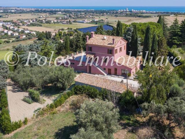 Villa in vendita a Fermo FM