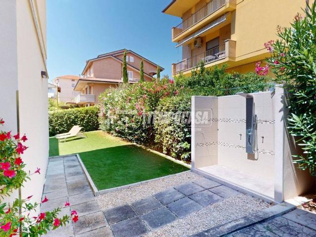 Villa in vendita a Fermo FM