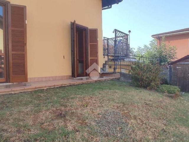 Villa in vendita a Ferno VA