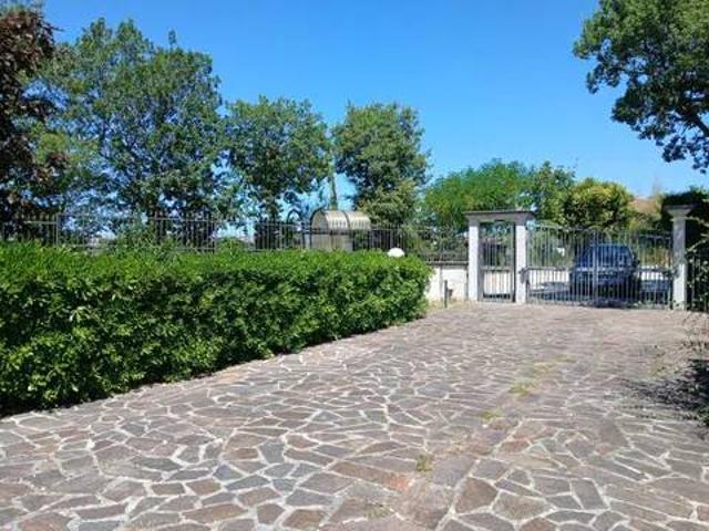 Villa in vendita a Ferrazzano CB