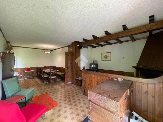 Villa in vendita a Ferrara di Monte Baldo VR