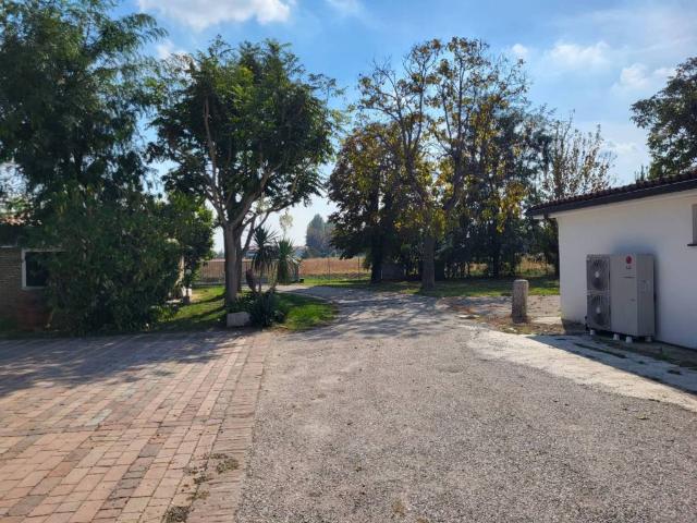 Villa in vendita a Ferrara FE