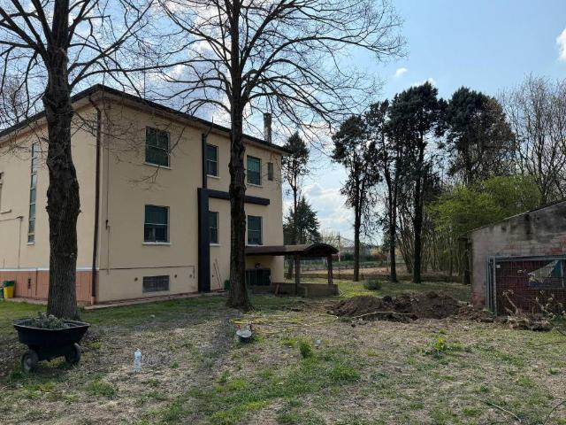 Villa in vendita a Ferrara FE