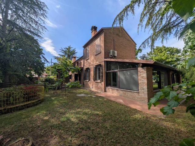 Villa in vendita a Ferrara FE