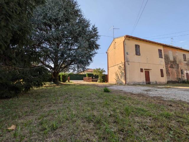 Villa in vendita a Ferrara FE