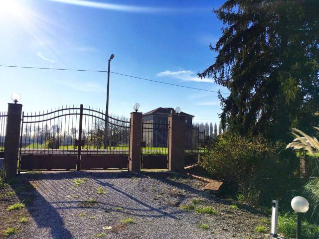 Villa in vendita a Ferrara FE
