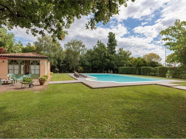 Villa in vendita a Ferrara FE