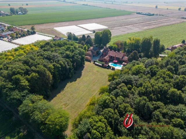 Villa in vendita a Ferrara FE