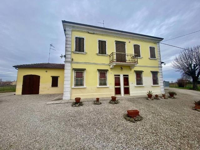 Villa in vendita a Ferrara FE